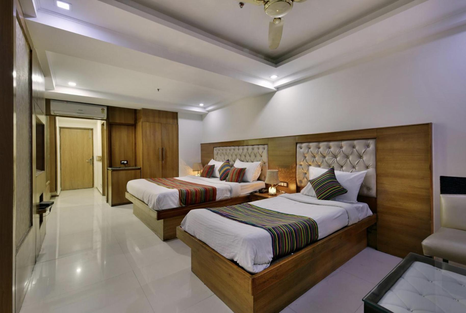 Hotel Lotus Paradise - Banquet & Dining - Near Murthal Sukhdev Rāi Εξωτερικό φωτογραφία