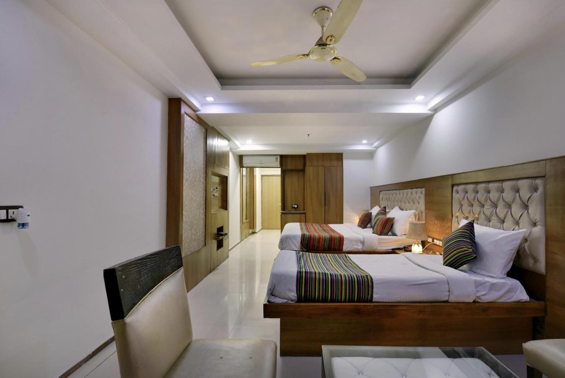 Hotel Lotus Paradise - Banquet & Dining - Near Murthal Sukhdev Rāi Εξωτερικό φωτογραφία
